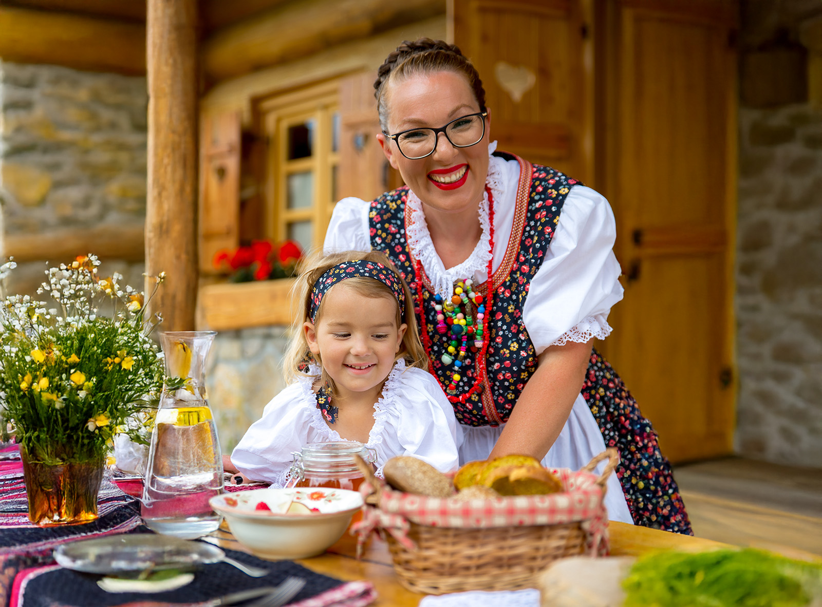 Divjake Log Home – Kraljica šume